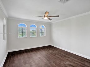 827 SE 2nd Ct, Fort Lauderdale FL 33301