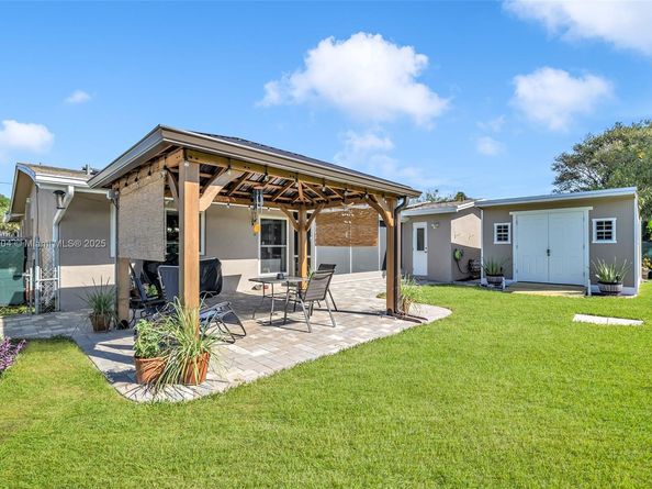 8750 NW 20th Ct, Sunrise FL 33322