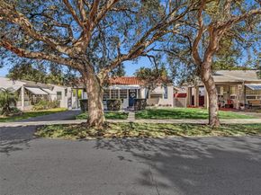 2539 Cleveland St, Hollywood FL 33020