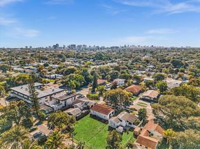 2539 Cleveland St, Hollywood FL 33020