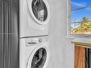 2539 Cleveland St, Hollywood FL 33020