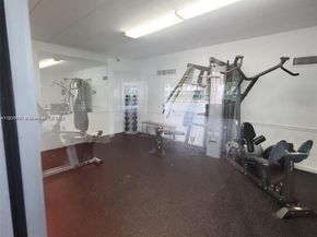 1450 NE 191st St 106, Miami FL 33179