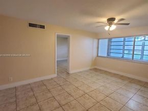1450 NE 191st St 106, Miami FL 33179