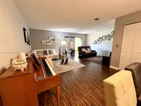 9251 NW 14th Ct 257, Pembroke Pines FL 33024