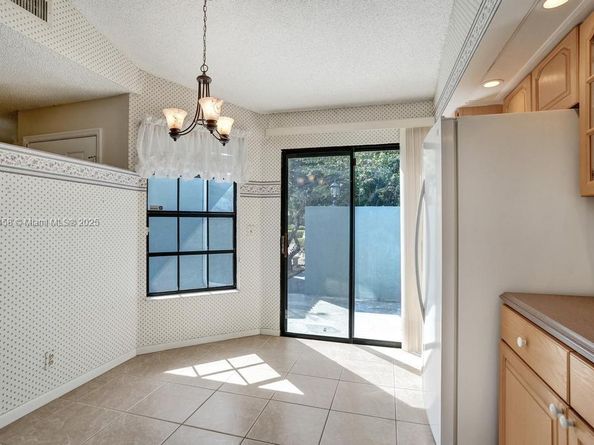 8465 Waterford Cir, Tamarac FL 33321