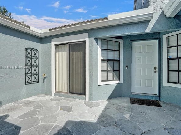 8465 Waterford Cir, Tamarac FL 33321