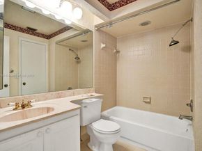 8465 Waterford Cir, Tamarac FL 33321