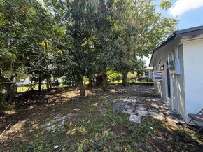 1632 NW 18th Ave, Fort Lauderdale FL 33311