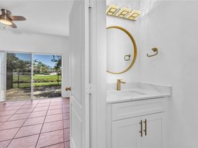 15750 SW 92nd Ave 20C, Palmetto Bay FL 33157