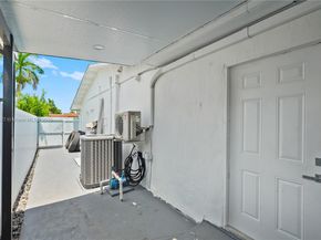 630 NW 16th St, Homestead FL 33030