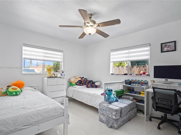 630 NW 16th St, Homestead FL 33030