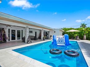 630 NW 16th St, Homestead FL 33030