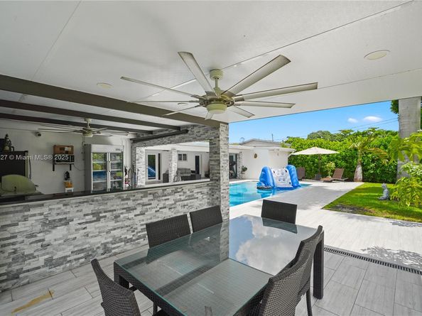 630 NW 16th St, Homestead FL 33030