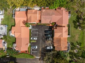 1411 Cottonwood Cir, Weston FL 33326