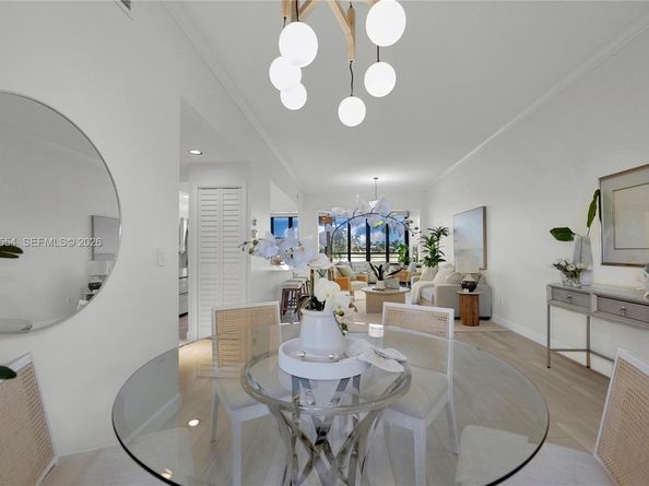 7460 La Paz Blvd 202, Boca Raton FL 33433