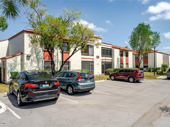 1100 N Hiatus Rd 1100, Pembroke Pines FL 33026