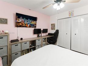 1100 N Hiatus Rd 1100, Pembroke Pines FL 33026