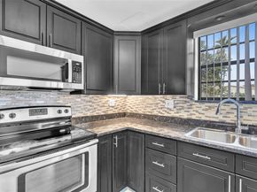 14212 NE 4th Ave, Miami FL 33161