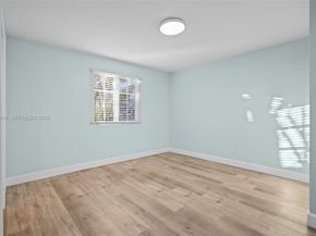 1547 Harrison St, Hollywood FL 33020