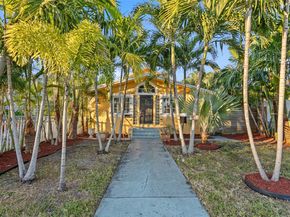 1547 Harrison St, Hollywood FL 33020