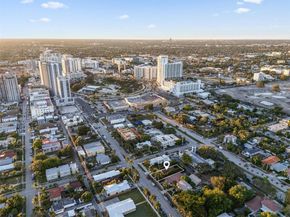 1547 Harrison St, Hollywood FL 33020