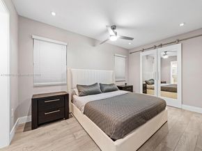 8790 NW 15th Ct, Pembroke Pines FL 33024