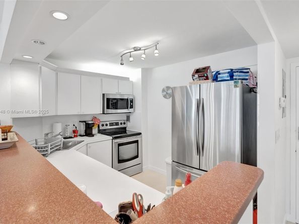 3015 N Ocean Blvd 5B, Fort Lauderdale FL 33308