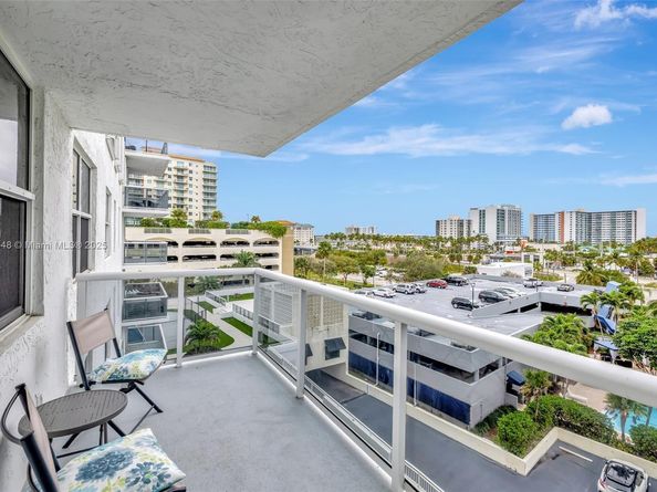 3015 N Ocean Blvd 5B, Fort Lauderdale FL 33308