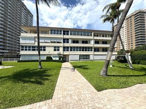 1936 S Ocean Dr 8D, Hallandale Beach FL 33009
