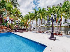 19140 N Bay Rd, Sunny Isles Beach FL 33160