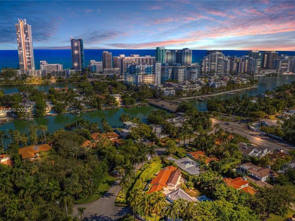 6350 Pinetree Dr, Miami Beach FL 33141