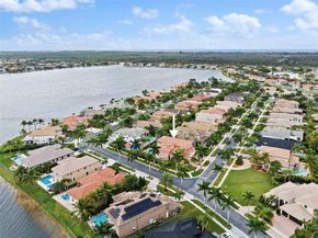 18900 SW 32nd Ct, Miramar FL 33029