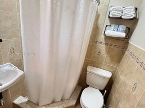 281 Lafayette Dr, Miami Springs FL 33166