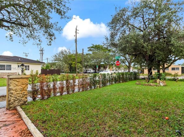 6200 SW 30 St, Miramar FL 33023