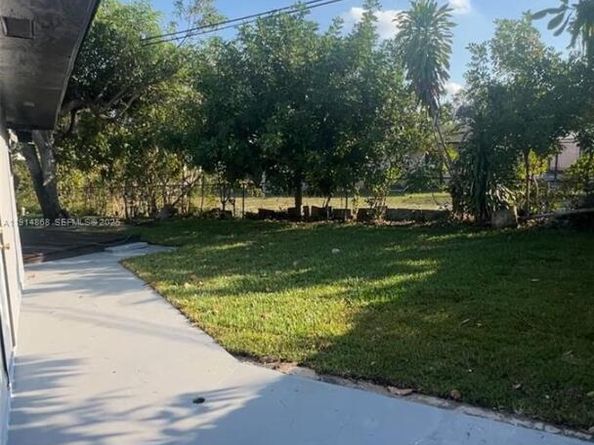 3820 SW 16th St, Fort Lauderdale FL 33312