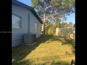 3820 SW 16th St, Fort Lauderdale FL 33312