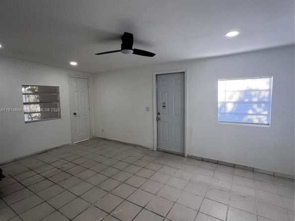 3820 SW 16th St, Fort Lauderdale FL 33312