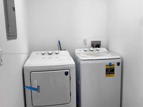 3820 SW 16th St, Fort Lauderdale FL 33312