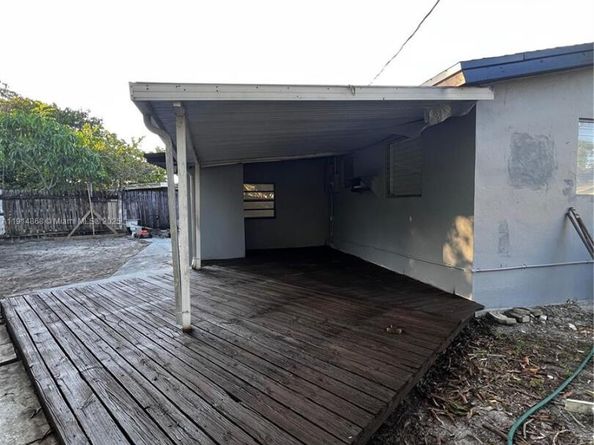 3820 SW 16th St, Fort Lauderdale FL 33312