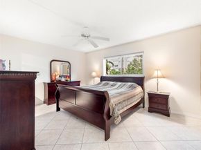 1001 NE 14th Ave 207, Hallandale Beach FL 33009