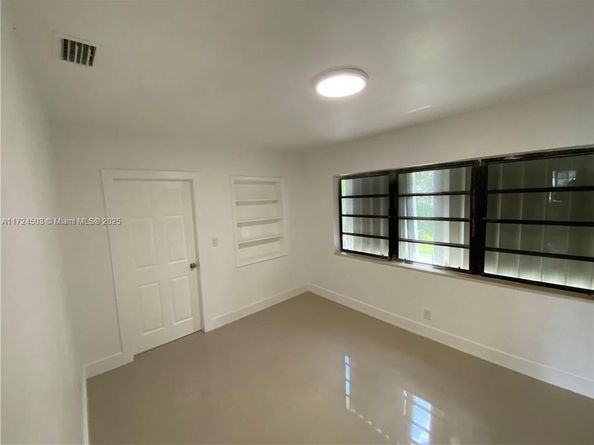 16234 NE 9th Ct, North Miami Beach FL 33162
