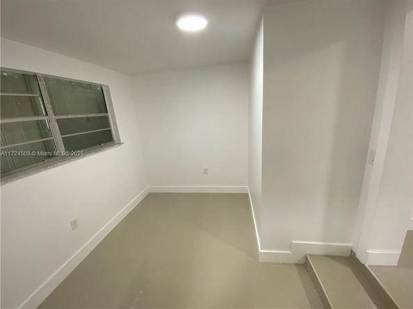16234 NE 9th Ct, North Miami Beach FL 33162
