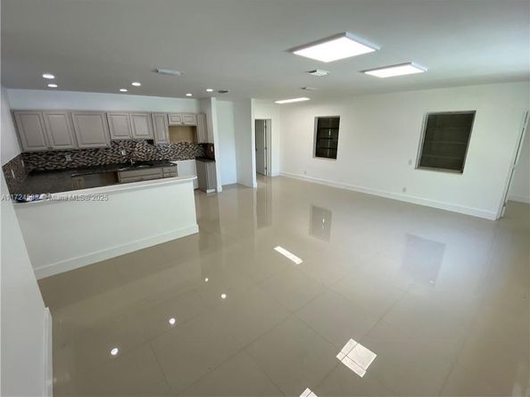 16234 NE 9th Ct, North Miami Beach FL 33162