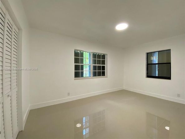 16234 NE 9th Ct, North Miami Beach FL 33162