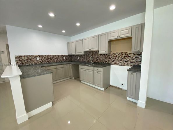 16234 NE 9th Ct, North Miami Beach FL 33162