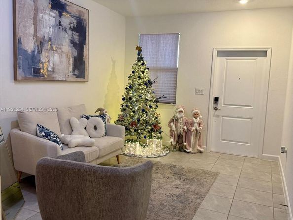 23049 SW 129th Pl, Miami FL 33170