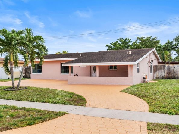 1440 NW 179th Ter, Miami Gardens FL 33169