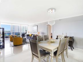 20505 E Country Club Dr 836, Aventura FL 33180