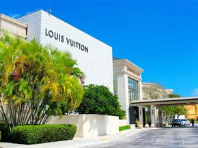 20505 E Country Club Dr 836, Aventura FL 33180