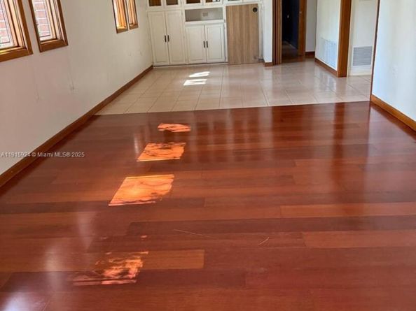 5461 W Broward Blvd, Plantation FL 33317